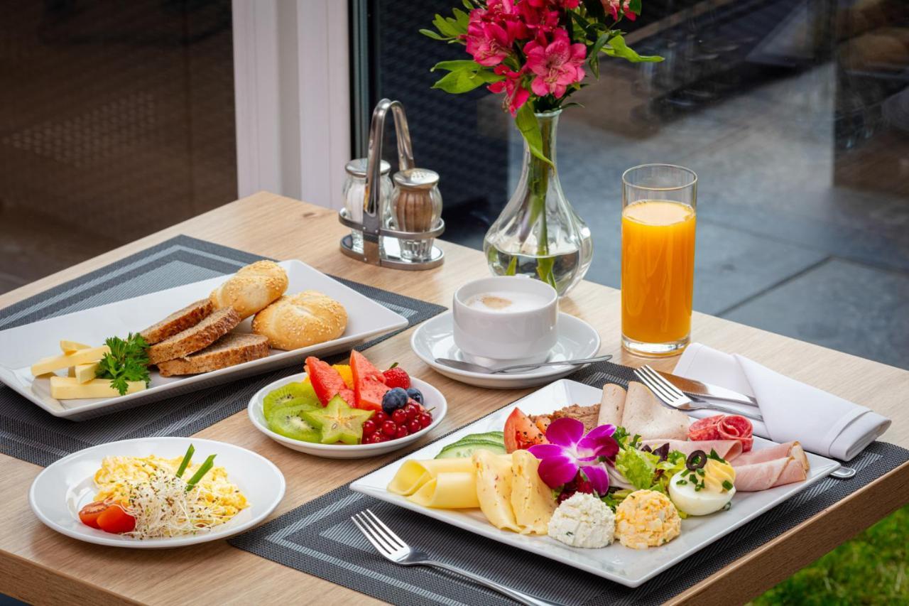 Perla Lesna Nadarzyn Bed & Breakfast Eksteriør bilde